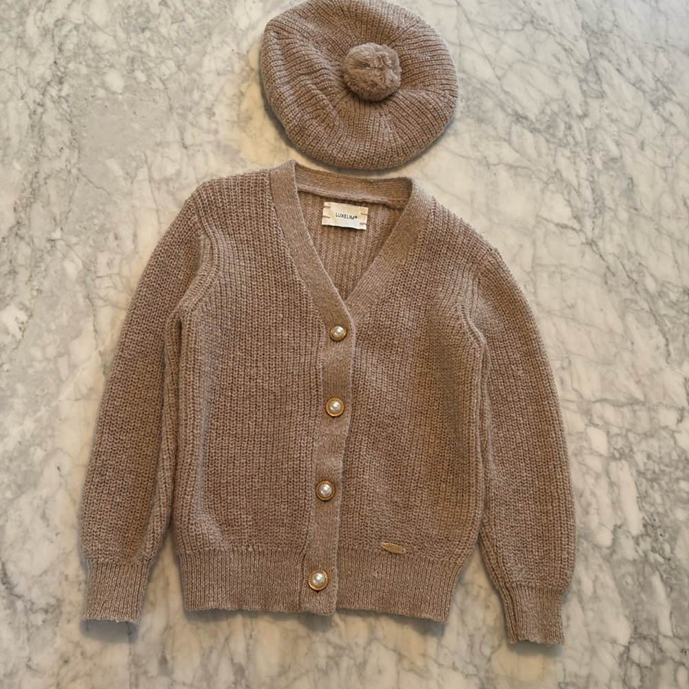 Beautiful beige luxlim cardigan set